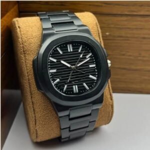 Men's movement: Quartz, Water Resistant Watch